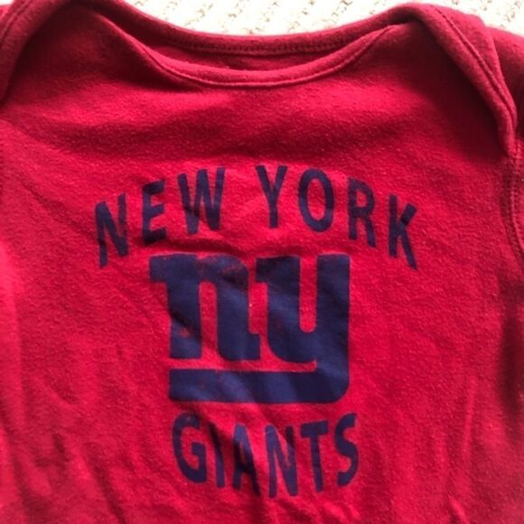 New York Giants NFL Onesie - Picture 2 of 5